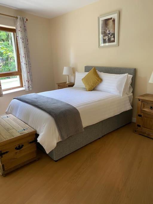 Glengesh Court. Ardara Town Centre. Apartment Bagian luar foto